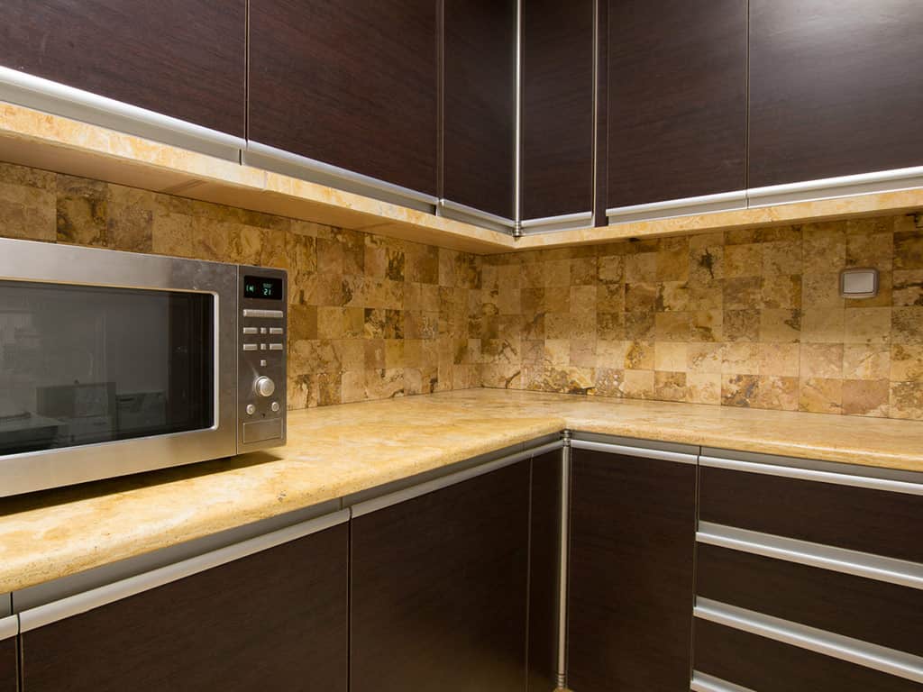 cocina travertino