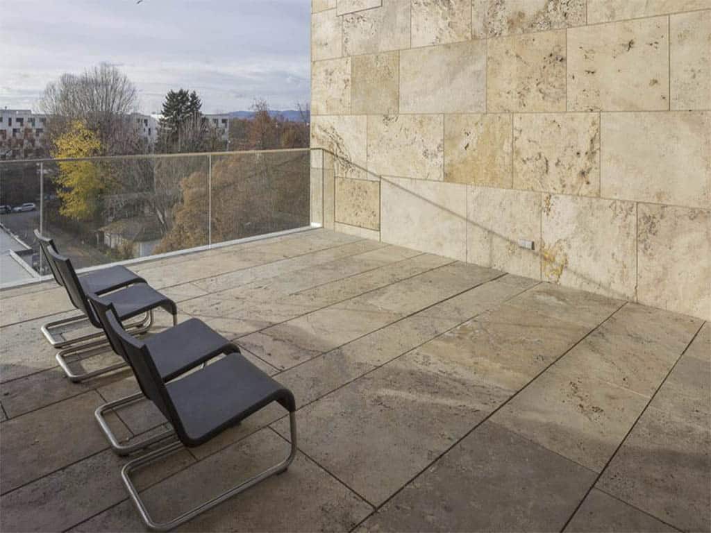travertino oro envejecido